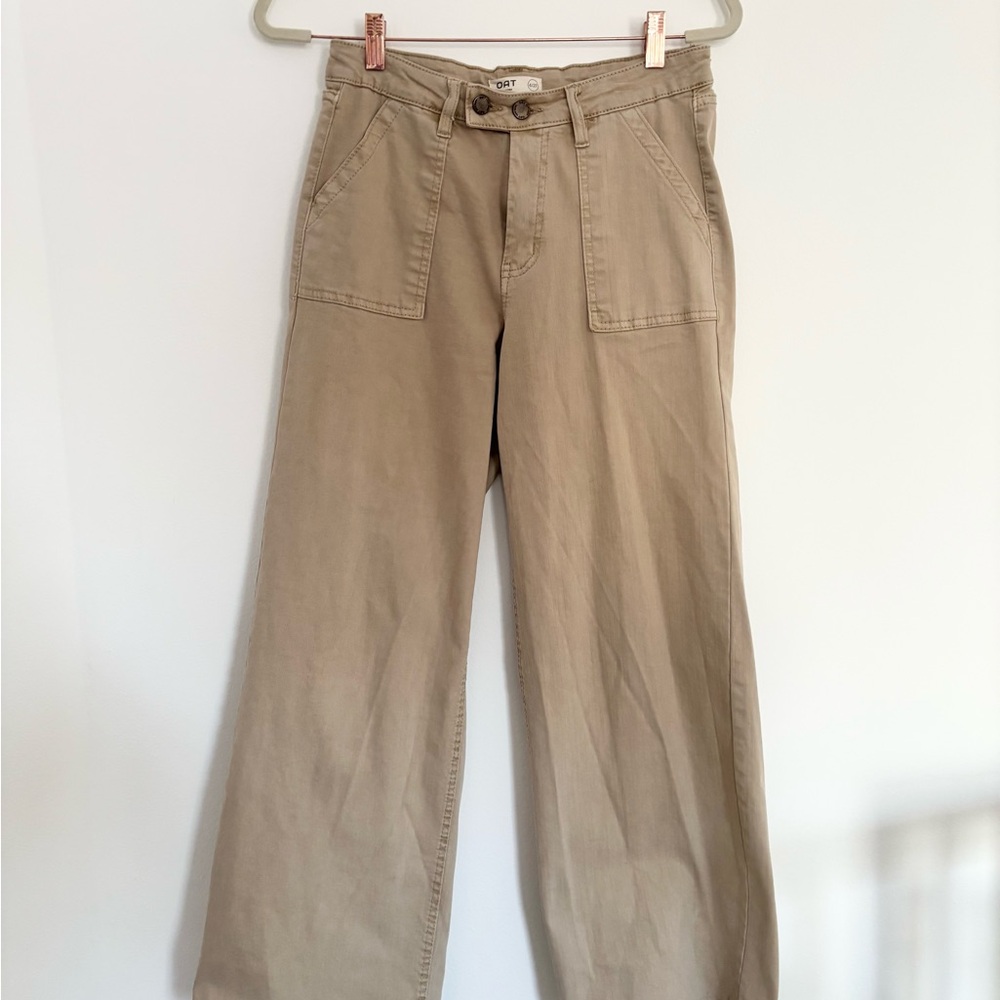 Oat New York Beige Buttoned Trousers